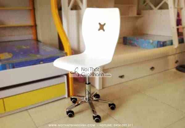 Ghế xoay học sinh giá rẻ màu trắng