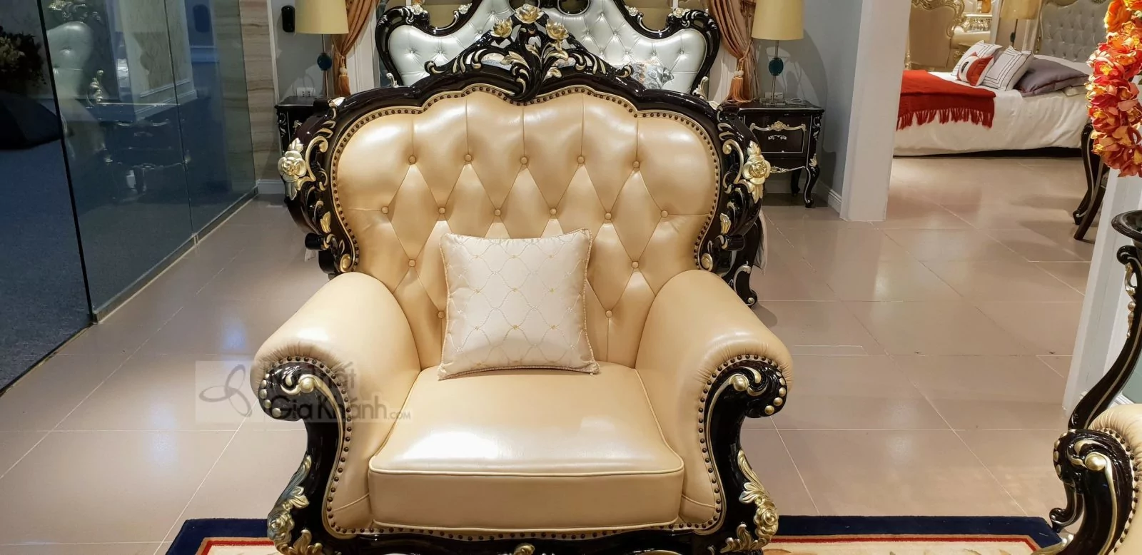 bộ sofa da cổ điển hoàng da sang trọng